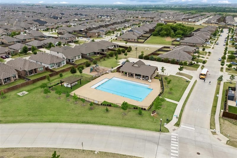 1940 Tomahawk Trail, Aubrey TX 76227 - Photo 34