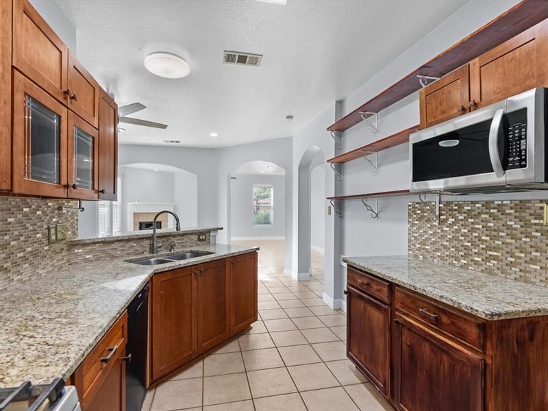 7302 San Carlos Drive, Rowlett TX 75089 - Photo 13