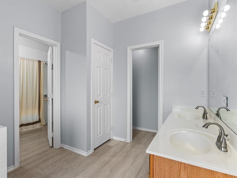 7302 San Carlos Drive, Rowlett TX 75089 - Photo 32