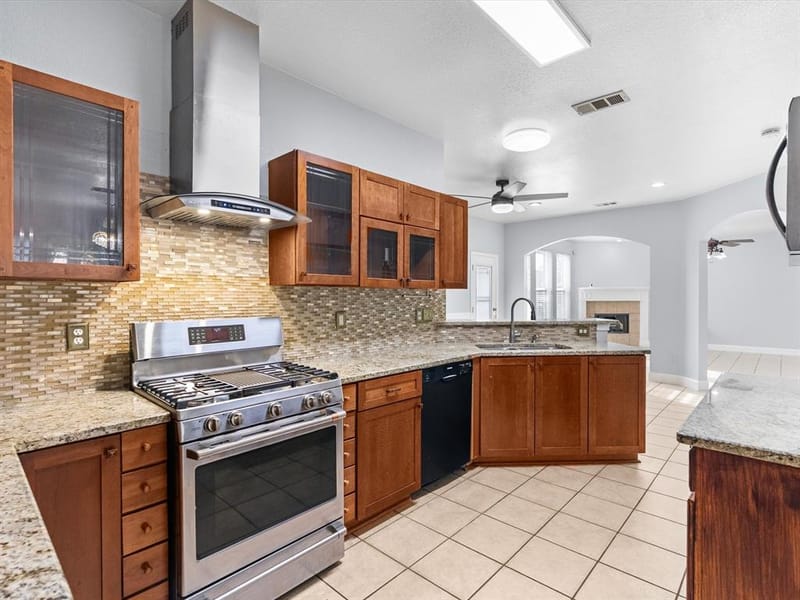 7302 San Carlos Drive, Rowlett TX 75089 - Photo 11