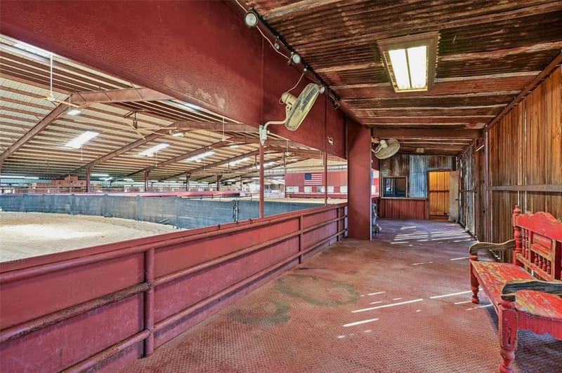 13341 82 Highway E, Whitesboro TX 76273 - Photo 16
