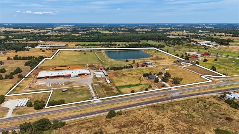 13341 82 Highway E, Whitesboro TX 76273 - Photo 40