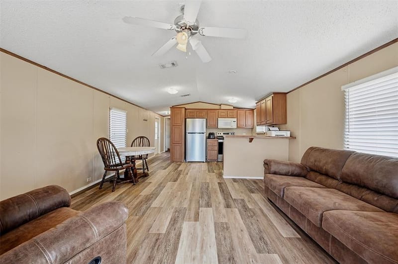 13341 82 Highway E, Whitesboro TX 76273 - Photo 29