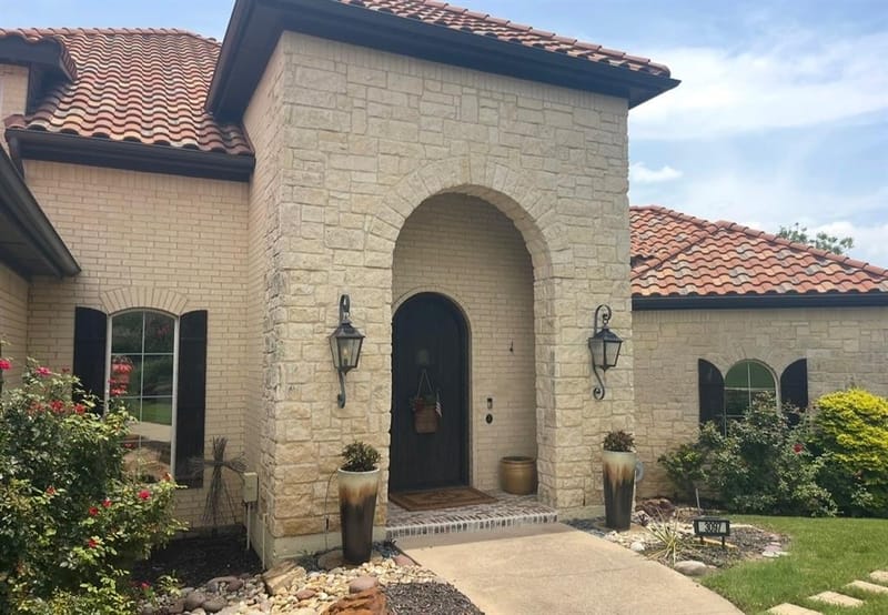 3097 Whispering Oaks Drive, Highland Village TX 75077 - Photo 2