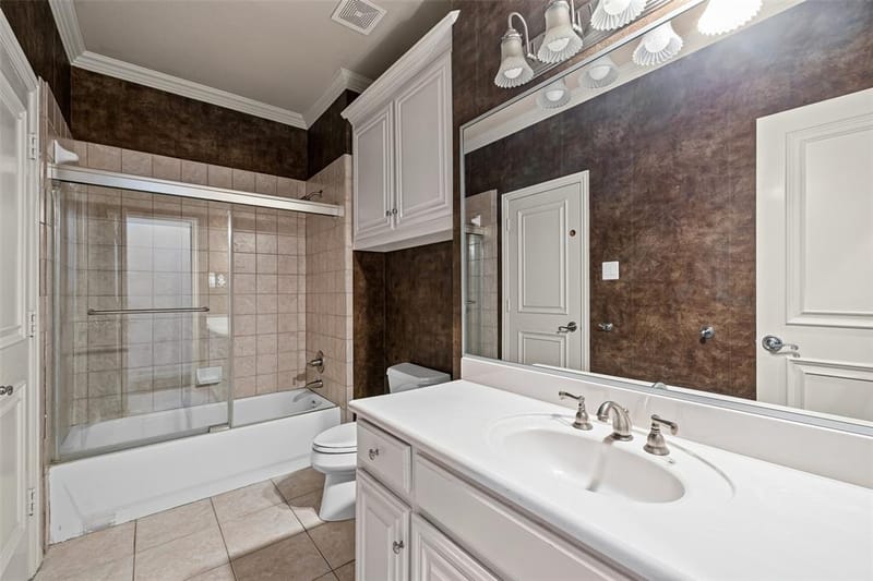 1900 Wilder Lane, Arlington TX 76006 - Photo 32
