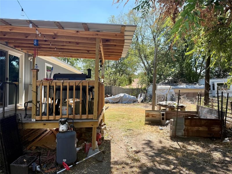 802 Lincoln Street, Campbell TX 75422 - Photo 17