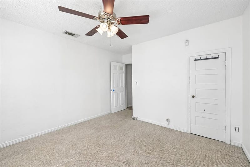 503 E Avenue F, Midlothian TX 76065 - Photo 18