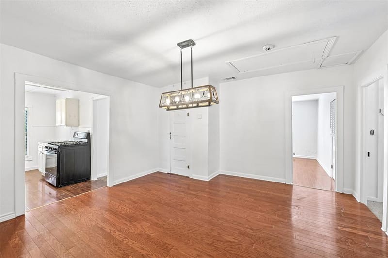 503 E Avenue F, Midlothian TX 76065 - Photo 4