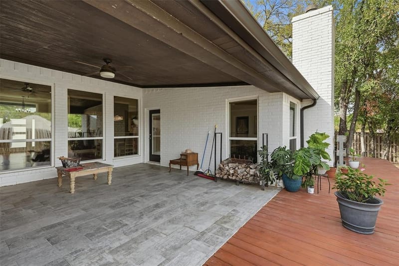 3901 Del Rio Court, Granbury TX 76049 - Photo 2