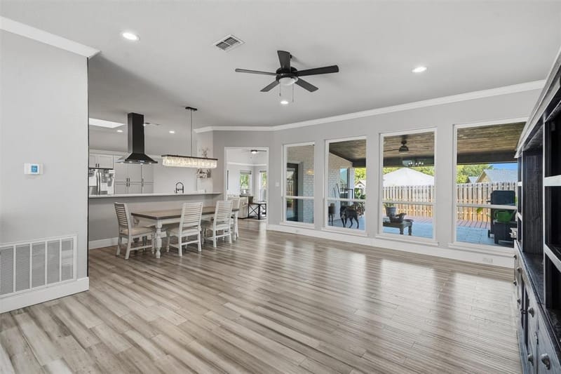 3901 Del Rio Court, Granbury TX 76049 - Photo 12