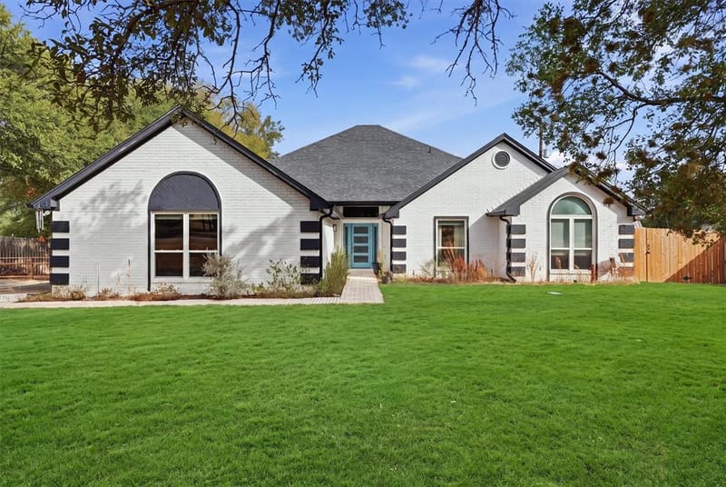 3901 Del Rio Court, Granbury TX 76049
