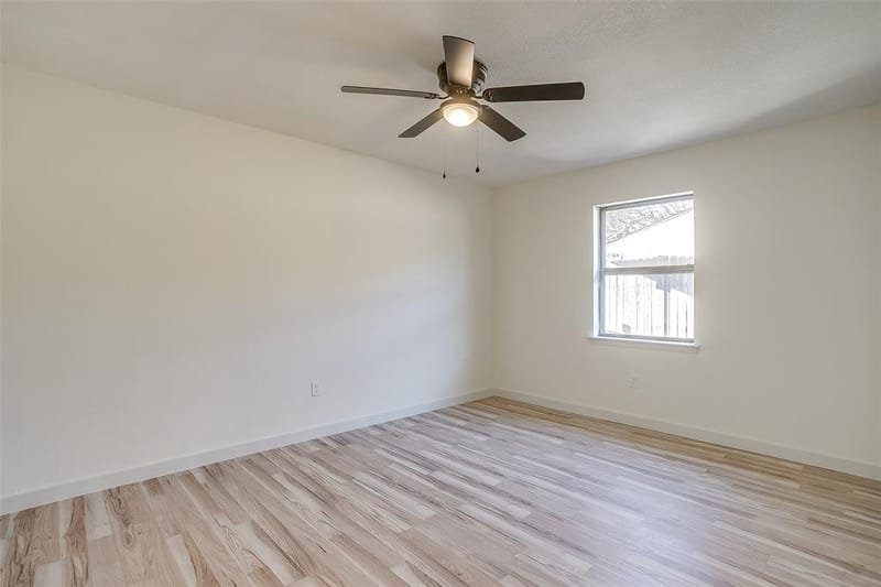 2421 Meadow View, Bedford TX 76021 - Photo 26