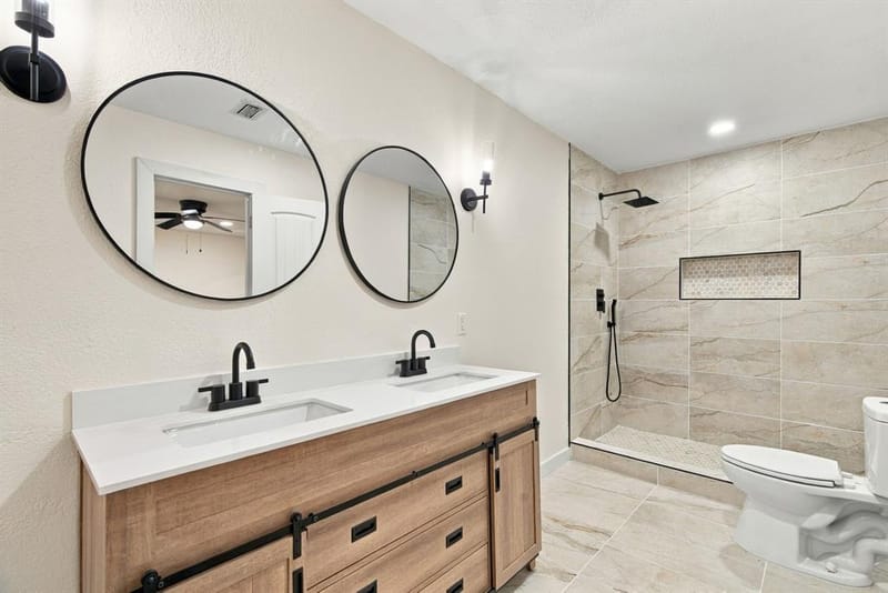 2421 Meadow View, Bedford TX 76021 - Photo 20