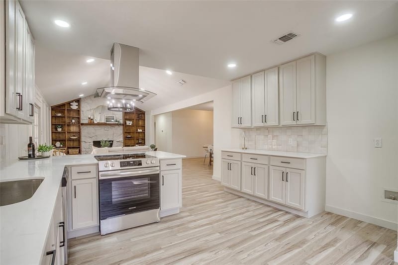 2421 Meadow View, Bedford TX 76021 - Photo 15