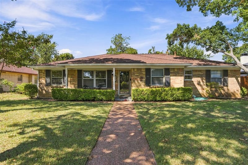 8311 Baumgarten Drive, Dallas TX 75228 - Photo 4