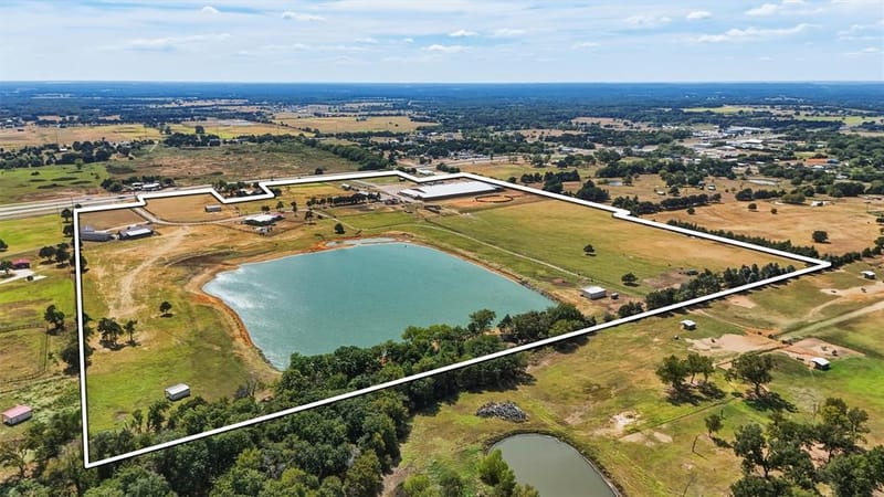 34859 & 13341 US Highway 82, Whitesboro TX 76273