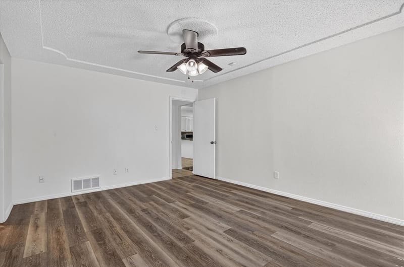 1016 Westminster Lane, Mansfield TX 76063 - Photo 16