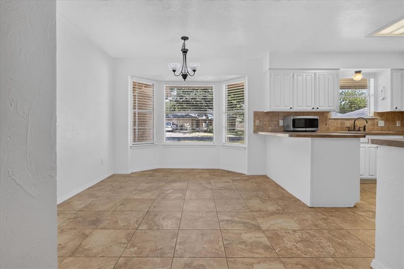 1016 Westminster Lane, Mansfield TX 76063 - Photo 10