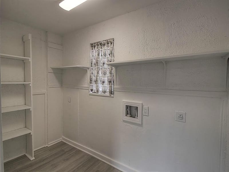 1705 N Riverside Drive, Fort Worth TX 76111 - Photo 15