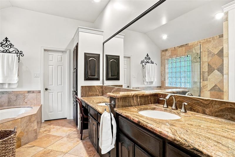 1630 Kingsmill Court, Keller TX 76248 - Photo 13