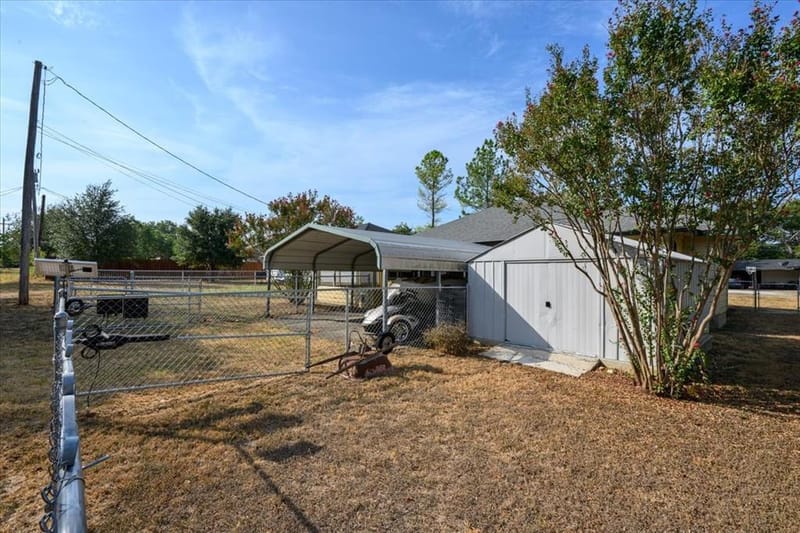401 S Llano Street, Whitney TX 76692 - Photo 20