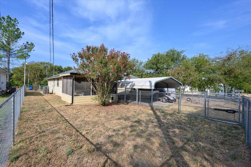 401 S Llano Street, Whitney TX 76692 - Photo 19