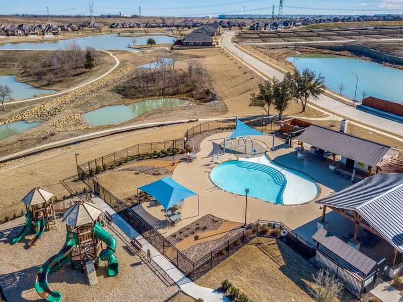 14225 Spitfire Trail, Fort Worth TX 76262 - Photo 32