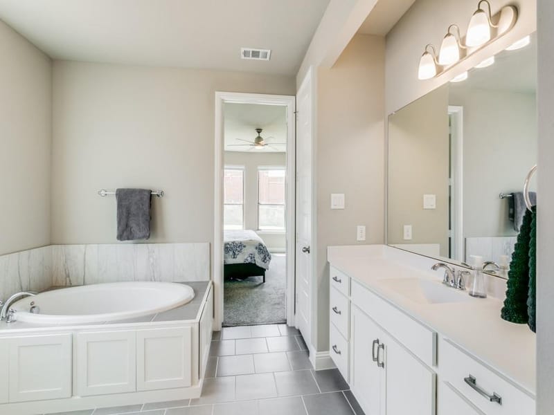 14225 Spitfire Trail, Fort Worth TX 76262 - Photo 19