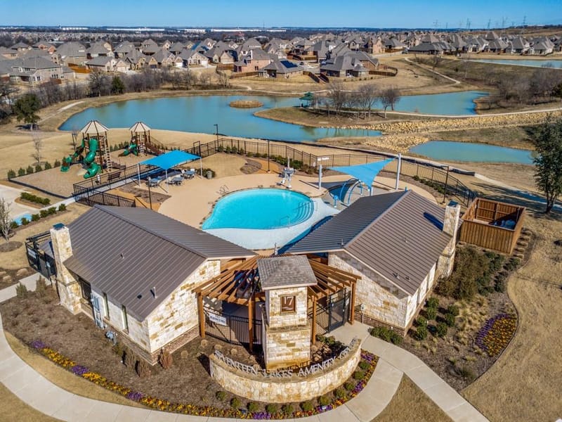 14225 Spitfire Trail, Fort Worth TX 76262 - Photo 31