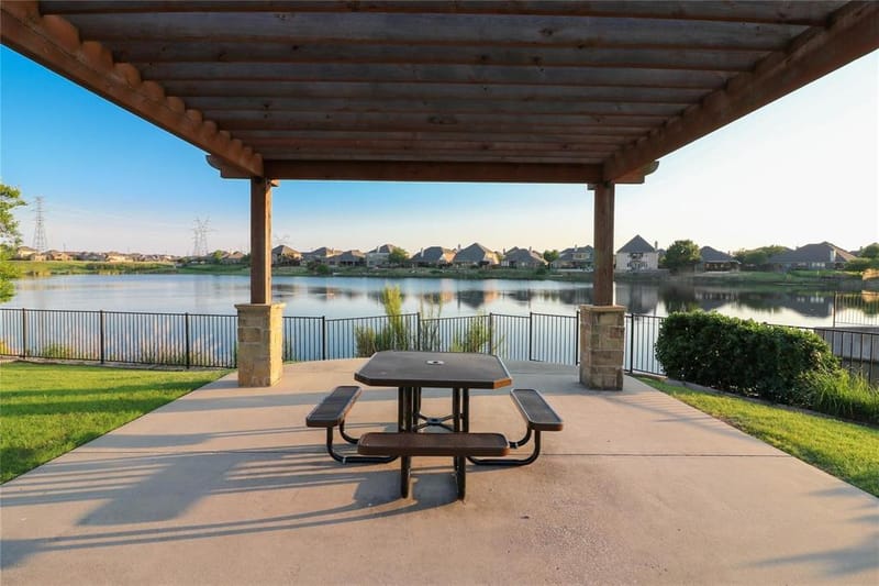 14225 Spitfire Trail, Fort Worth TX 76262 - Photo 39