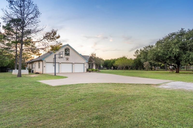9024 S Highway 174, Rio Vista TX 76093 - Photo 3