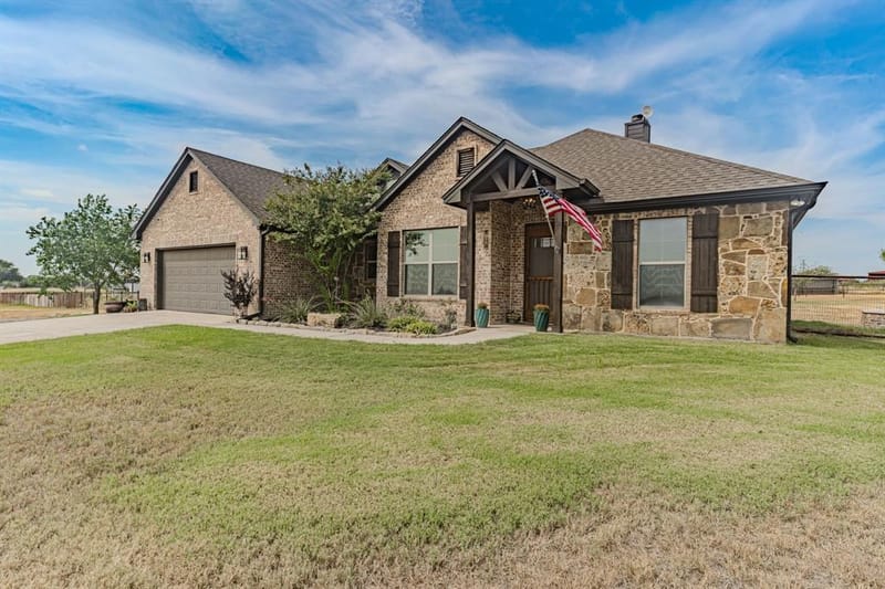 113 Stonegate Avenue, Brock TX 76087 - Photo 7