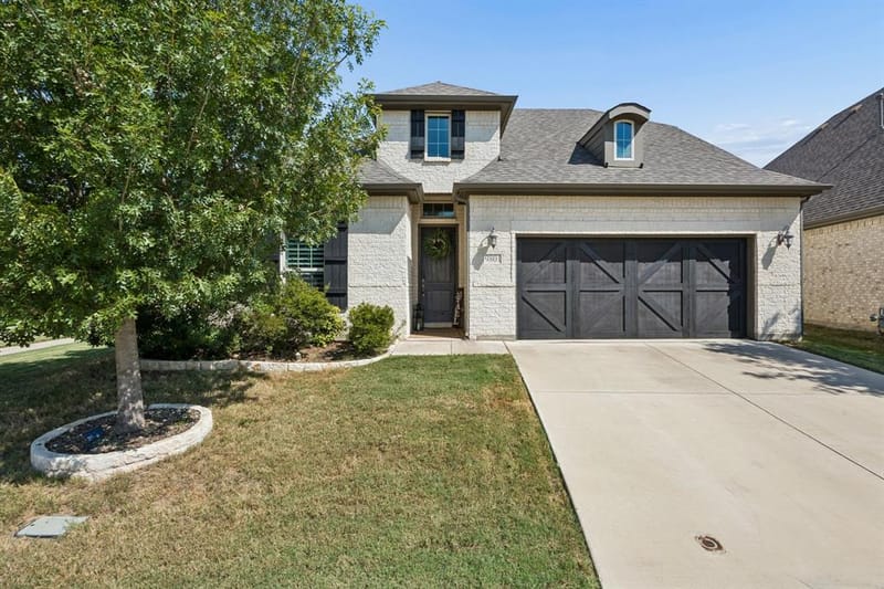 9801 Trail Map Drive, Fort Worth TX 76036 - Photo 3