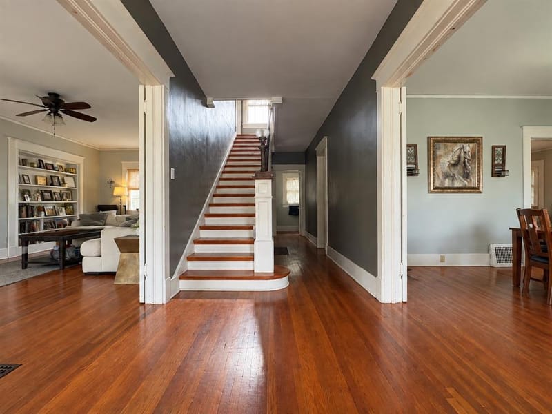 2221 Park Place Avenue, Fort Worth TX 76110 - Photo 4