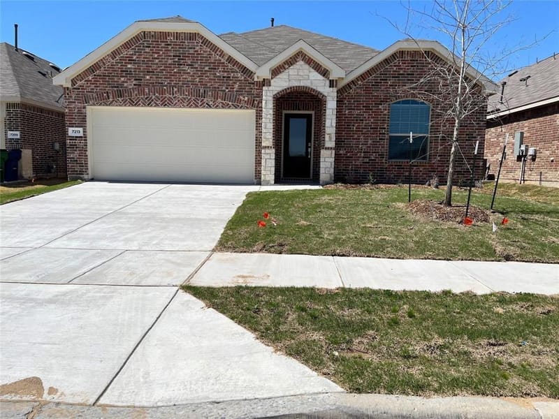 7213 Crepe Myrtle Avenue, McKinney TX 75071