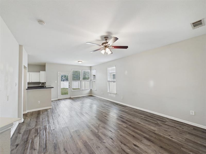 1016 Oakcrest Drive, Providence Village TX 76227 - Photo 6