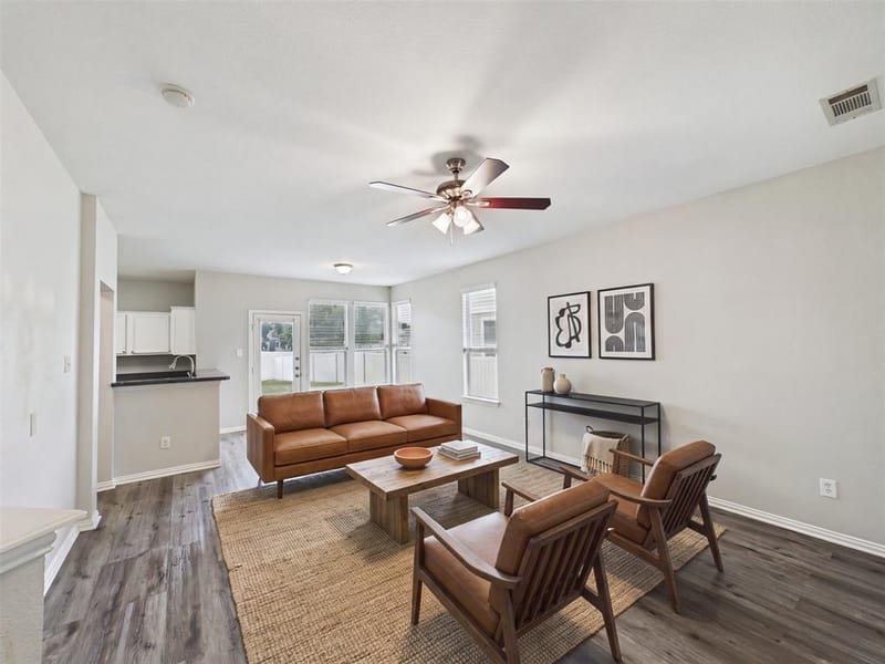 1016 Oakcrest Drive, Providence Village TX 76227 - Photo 5