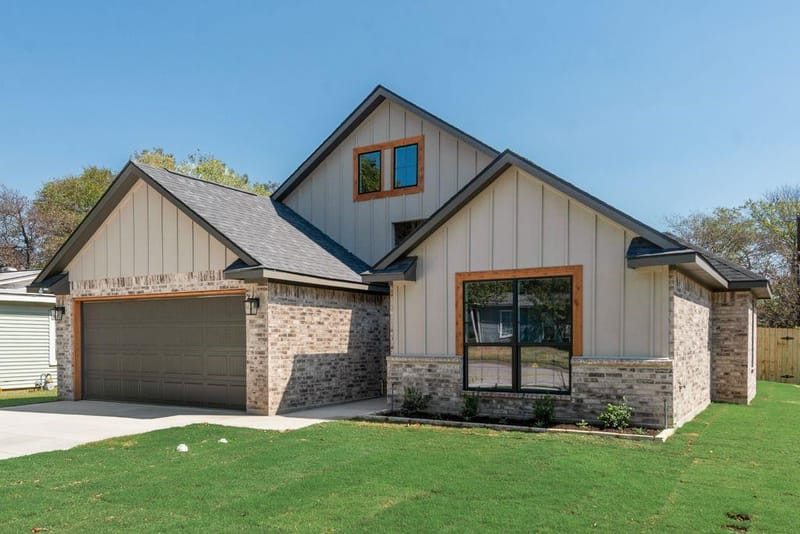 804 Vaquero Street, White Settlement TX 76108 - Photo 2