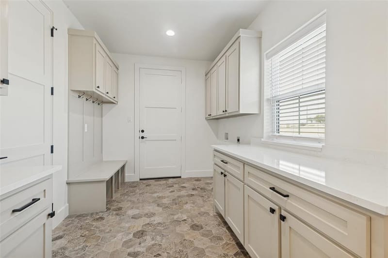 2485 Cottondale Road, Springtown TX 76082 - Photo 17