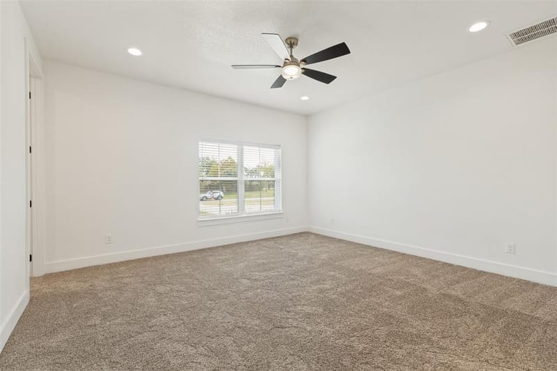 2485 Cottondale Road, Springtown TX 76082 - Photo 16