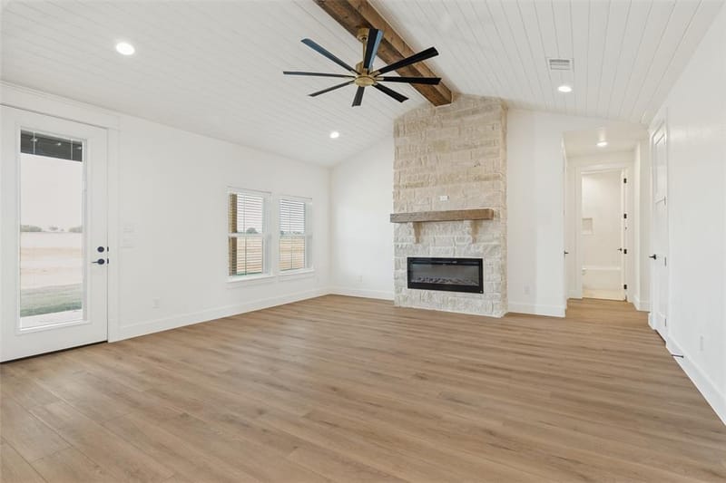 2485 Cottondale Road, Springtown TX 76082 - Photo 7
