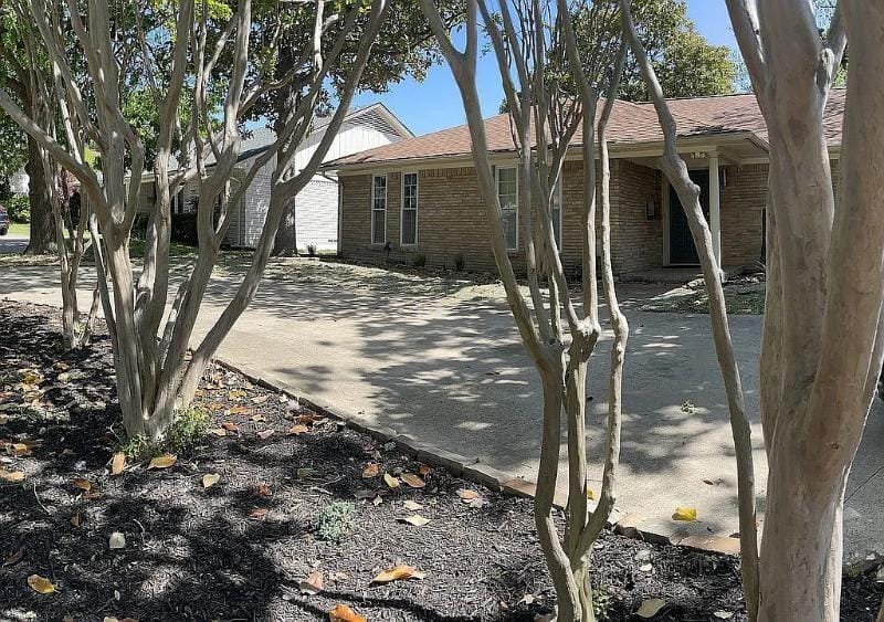 9406 Hunters Creek Drive, Dallas TX 75243 - Photo 37