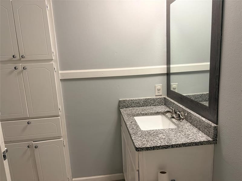 1025 Fox River Lane, Fort Worth TX 76120 - Photo 14