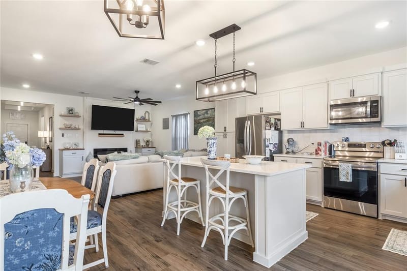 405 John Street, Hillsboro TX 76645 - Photo 8