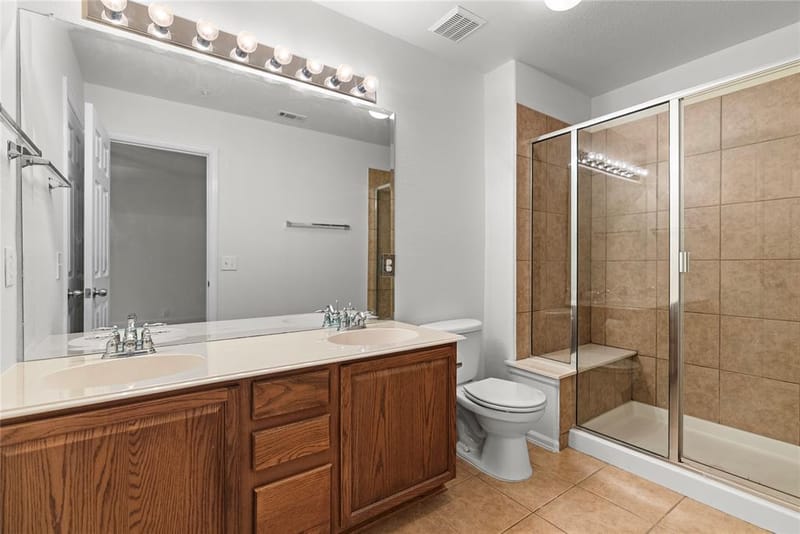 565 Legends Drive, Lewisville TX 75057 - Photo 22