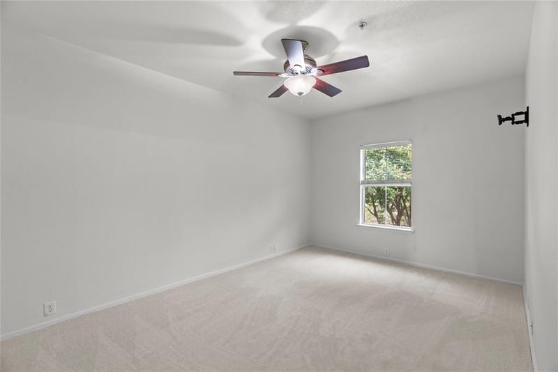 565 Legends Drive, Lewisville TX 75057 - Photo 18