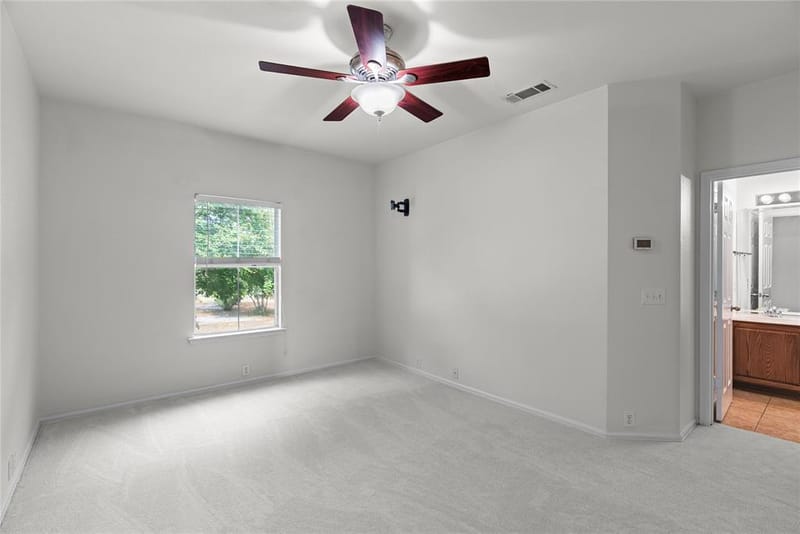 565 Legends Drive, Lewisville TX 75057 - Photo 21