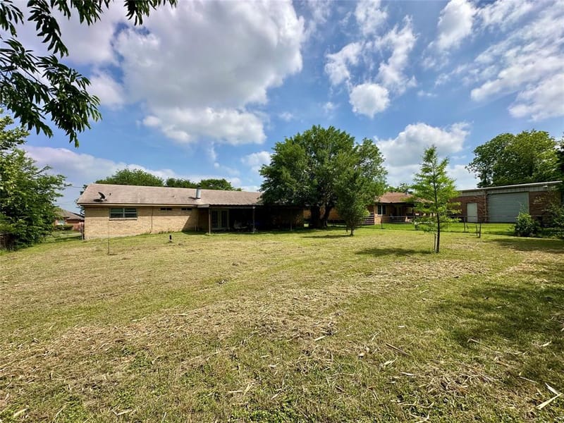 713 Rolling Hills Drive, Hewitt TX 76643 - Photo 13