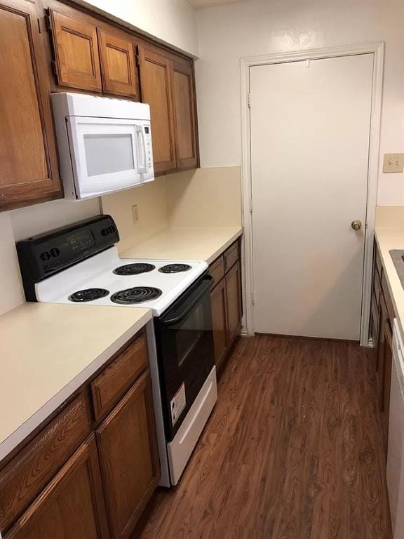 211 Alston Court, Mansfield TX 76063 - Photo 9