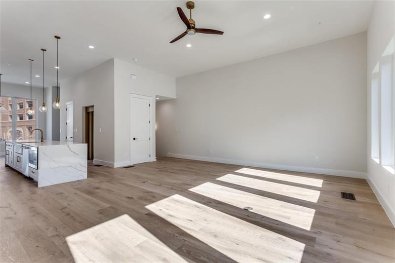 250 E Dallas Street # 114, Grapevine TX 76051 - Photo 5